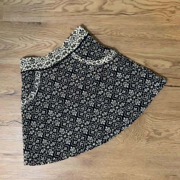Free People Dresses & Skirts - FREE PEOPLE| CARPET BAG CIRCLE SKIRT